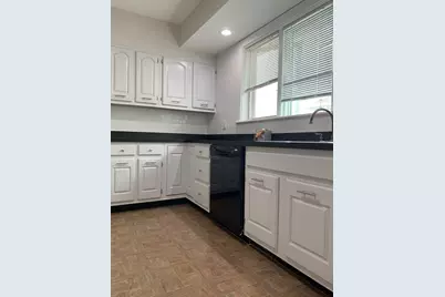 25A Bradbury Ave #2, Medford, MA 02155 - Photo 1
