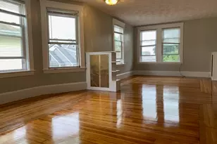 25A Bradbury Ave, Medford, MA 02155 - Photo 3