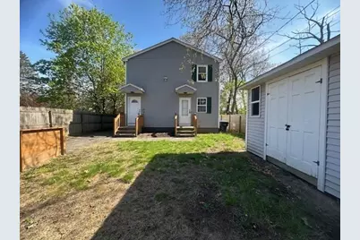 15-17 Otis Ct #15, Springfield, MA 01119 - Photo 1