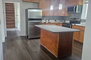 304 Wood St, Boston, MA 02136 - Photo 5