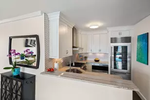 65 E India Row, Boston, MA 02110 - Photo 17