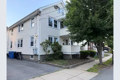 18 Banks St #1, Belmont, MA 02478 - Photo 11