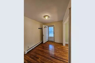 18 Banks St #1, Belmont, MA 02478 - Photo 9