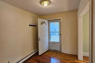 18 Banks St, Belmont, MA 02478 - Photo 9