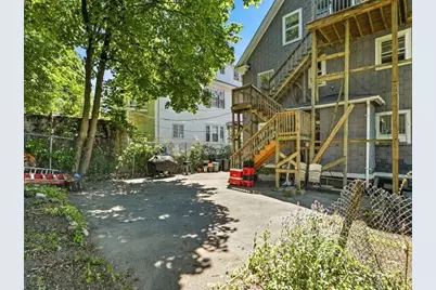 25 Wheatland Ave, Boston, MA 02124 - Photo 5