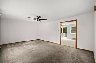 9 Village Way, Norton, MA 02766 - Photo 5