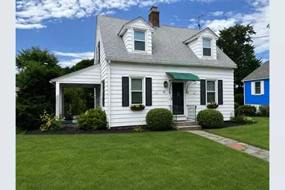 26 Grandview St, Springfield, MA 01118 - Photo 1
