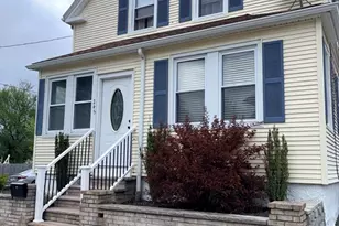245 Clifford St, New Bedford, MA 02745 - Photo 1