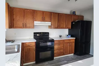 10 Roundhouse Rd #10, Bourne, MA 02532 - Photo 3