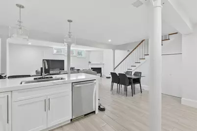 467 E 8th #1A, Boston, MA 02127 - Photo 7