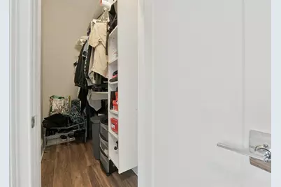 467 E 8th #1A, Boston, MA 02127 - Photo 21