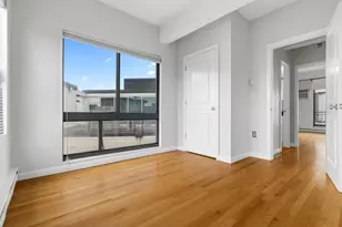 12 Stoneholm St, Boston, MA 02115 - Photo 19