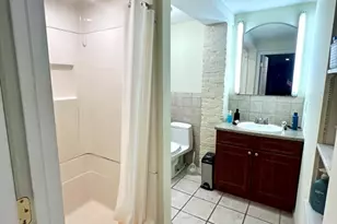 682 E 6th St, Boston, MA 02127 - Photo 17