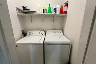 682 E 6th St, Boston, MA 02127 - Photo 9