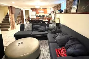 682 E 6th St, Boston, MA 02127 - Photo 15