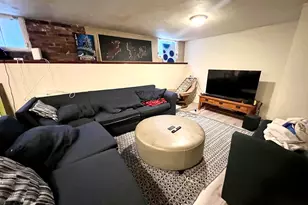 682 E 6th St, Boston, MA 02127 - Photo 13