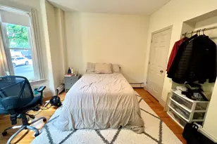 682 E 6th St, Boston, MA 02127 - Photo 5