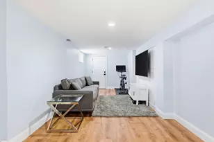 865 E 2nd, Boston, MA 02127 - Photo 17