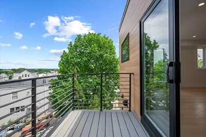 595 Broadway #302, Somerville, MA 02145 - Photo 9