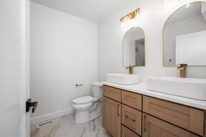 595 Broadway #302, Somerville, MA 02145 - Photo 19