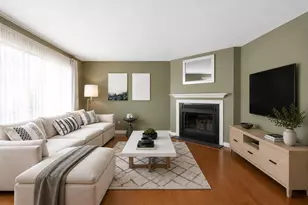 25 Prescott Dr, Chelmsford, MA 01863 - Photo 3