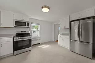 20 Bryant St, Woburn, MA 01801 - Photo 11
