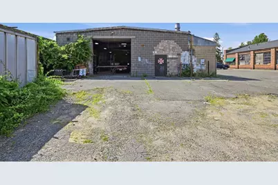 789 Page Blvd, Springfield, MA 01104 - Photo 3