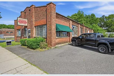 797 Page Blvd, Springfield, MA 01104 - Photo 1