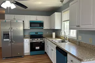 35-37 Pine St Ct, Springfield, MA 01105 - Photo 17