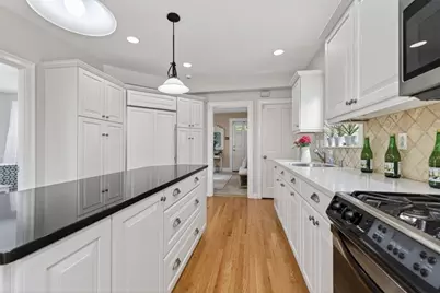570 Eliot Street, Milton, MA 02186 - Photo 9