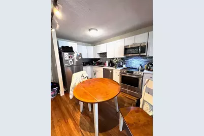 169 W 7th #2, Boston, MA 02127 - Photo 9