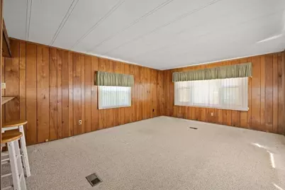 33 Thayer, Taunton, MA 02780 - Photo 7