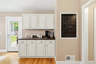 17 Homestead St, Palmer, MA 01069 - Photo 13