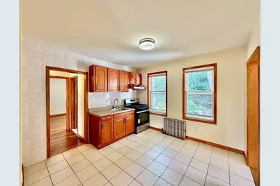 18 Bigelow St #1, Quincy, MA 02169 - Photo 11