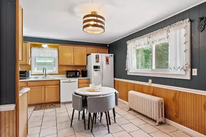 55 Cottage Street, Fitchburg, MA 01420 - Photo 5