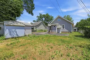 136 Maynard St, Springfield, MA 01109 - Photo 35