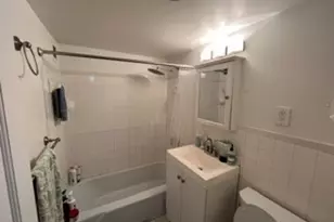 8 Whittier Pl, Boston, MA 02114 - Photo 9