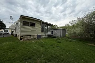 31 Rivermead, East Hartford, CT 06118 - Photo 7