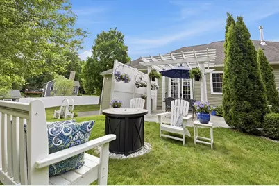 413 Batchelor St, Granby, MA 01033 - Photo 35