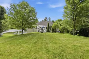 413 Batchelor St, Granby, MA 01033 - Photo 33
