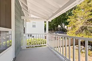 1521 Centre St, Boston, MA 02132 - Photo 9