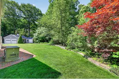 111 North St, Grafton, MA 01519 - Photo 31