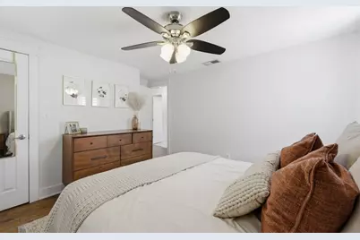 303 College St, Chicopee, MA 01020 - Photo 21