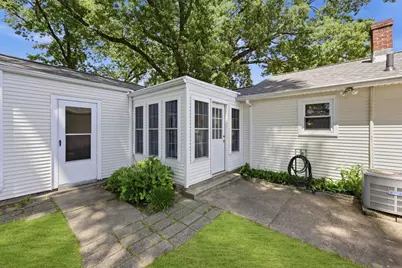 20 Bourbeau St, Chicopee, MA 01020 - Photo 31