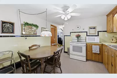 20 Bourbeau St, Chicopee, MA 01020 - Photo 17