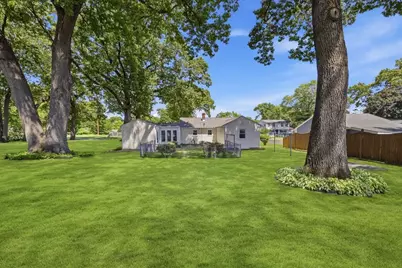 20 Bourbeau St, Chicopee, MA 01020 - Photo 35