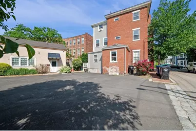 401 Essex, Salem, MA 01970 - Photo 3