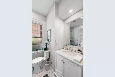 401 Essex, Salem, MA 01970 - Photo 15
