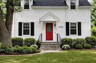 330 Newman Ave, Seekonk, MA 02771 - Photo 1