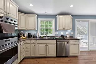 23 Smith St, Attleboro, MA 02703 - Photo 5